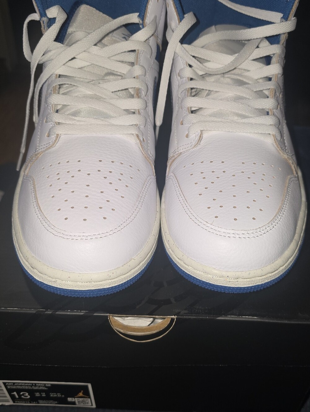 Air Jordan 1 Mid SE Mens Size 13